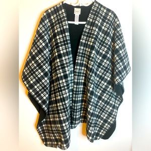 Warm checkered pancho.